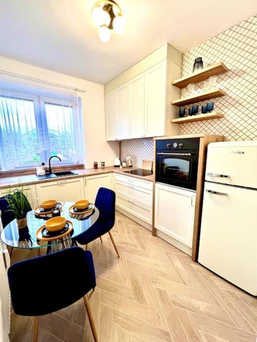 B&W Luxurious Apartment In The Heart Of Wrocław Kültér fotó